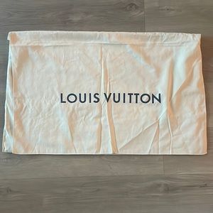 LOUIS VUTTON OVERSIZE DUSTBAG